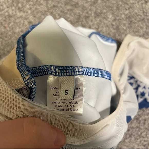 Lucky Leo Snowflake Leotard Small - Picture 5 of 5